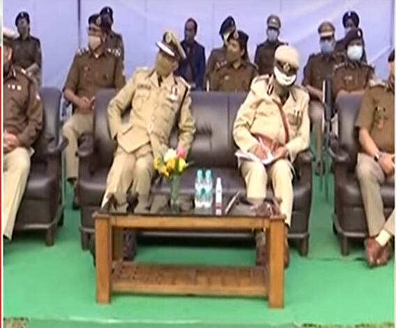 Uttarakhand में 12 IPS अधिकारियों का फेरबदल, जानें-किसको मिली क्या जिम्मेदारी|ABPGanga 