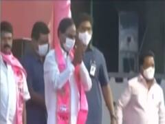 Greater Hyderabad नगर निगम चुनाव के लिए वोटिंग शुरू