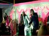 मंच पर मर्यादा भूले मंत्रीजी, Dancers के साथ मंत्री ने लगाए ठुमके 
