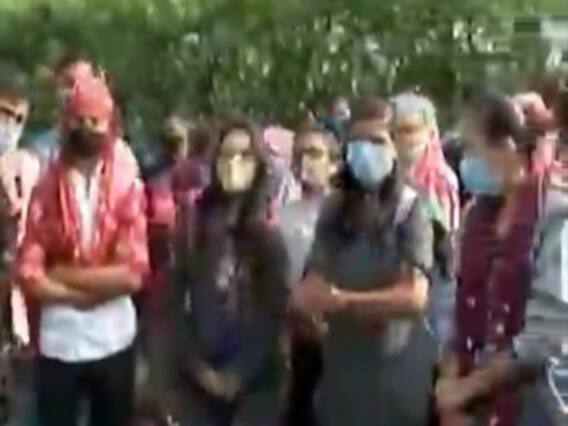 સુરતના નાના વરાછા હેલ્થ સેન્ટરના 200થી વધુ કર્મચારીઓ કેમ ઉતર્યા હડતાળ પર, જુઓ વીડિયો