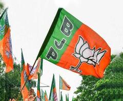 বেআইনিভাবে টেন্ডার ডাকার অভিযোগ, BJP-র পঞ্চায়েত প্রধানের বিরুদ্ধে রিপোর্ট তলব জেলাশাসকের