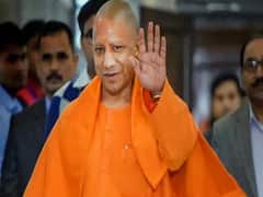 Mumbai में बॉलीवुड हस्तियों से मिलेंगे Yogi Adityanath, UP में प्रस्तावित फिल्म सिटी को लेकर मुलाकात