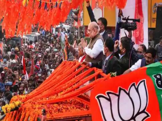 बंगाल में दूसरे दिन भी अमित शाह का शक्ति प्रदर्शन, रोड शो में उमड़ी भीड़ | Namaste Bharat