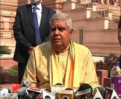 জোকার মন্দিরে পুজো রাজ্যপালের, 'আমাদের জীবনে হিংসার স্থান নেই' বললেন Jagdeep Dhankhar