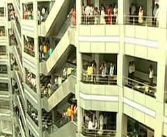 Government Employees Dresscode | सरकारी कर्मचाऱ्यांना कार्यालयीन पेहरावासाठी मार्गदर्शक सूचना