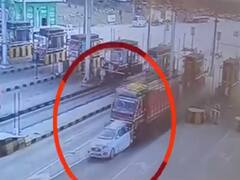 Rajasthan : सड़क हादसे की दिल दहला देने वाली तस्वीर... टोल प्लाजा पर कार को ट्रक ने मारी टक्कर 