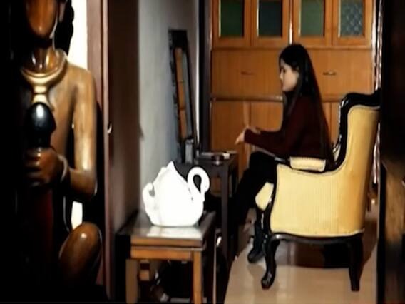 Firozabad man attacks girl, self after family finds another boy for wedding | Sansani (07.12.2020)