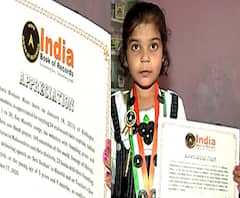 पाच वर्षांच्या अक्षराला 30पर्यंतचे पाढे तोंडपाठ! अक्षराच्या कौशल्याची India Book of Recordमध्ये नोंद