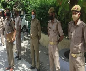 यूपी की कानून व्यवस्था में कितना अहम है होमगार्ड का रोल ? | Mudde Ki Baat | ABP Ganga 