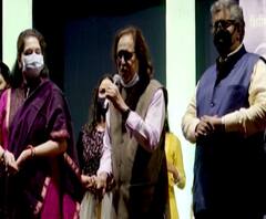 पुण्यात संगीत मैफलीचं आयोजन, कोरोनानंतर पहिल्यांदाच हृदयनाथ मंगेशकरांची कार्यक्रमात उपस्थिती