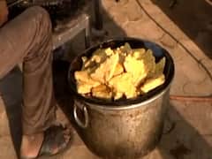 Delhi police arrange breakfast for officials deployed at Tikri border