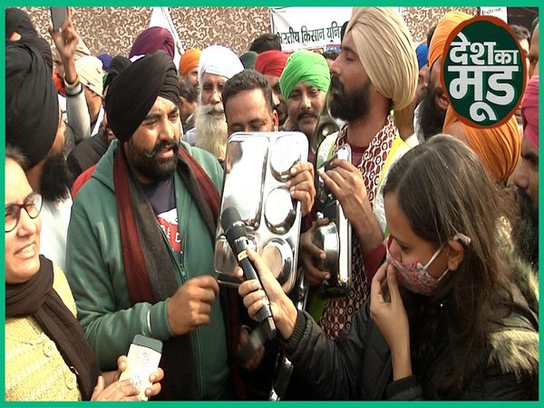 Farmers Protesting At Singhu Border Boycott PM Modi's Mann Ki Baat By Banging Thali | Uncut