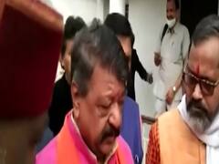 पश्चिम बंगाल: कैलाश विजयवर्गीय बोले-'बंगाल में संविधान की अवहेलना, चुनाव आयोग से शिकायत करेंगे'