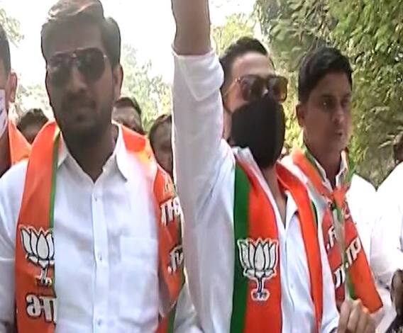  Protest | अनिल देशमुखांच्या घराबाहेर भाजयुमोचं आंदोलन, आंदोलक आणि पोलिसांमध्ये धक्काबुक्की