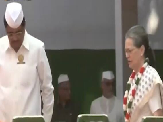 क्या देश में बदलेगा विपक्ष का चेहरा ? शरद पवार की सक्रियता बढ़ने से अटकलें तेज | ABP Special