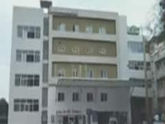 Ground Report from outside Hamidia Hospital where lack of power supply took 3 lives