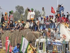Farmers threaten to seal all borders of Delhi if demands not met