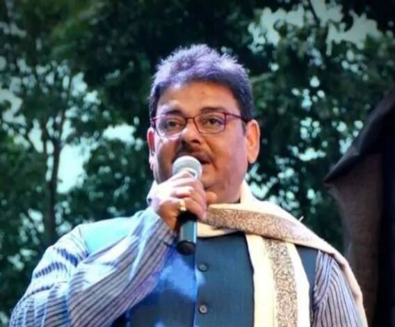 এক ডজন গল্প: জিতেন্দ্রর পর এবার কালনার বিধায়ক? 'তৃণমূলেই আছি', সৌগতকে ফোনে দাবি বিশ্বজিৎ কুণ্ডুর