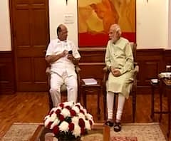 शरद पवार पंतप्रधान नरेंद्र मोदींशी बोलणार, मेट्रो-कारशेड वादावर शरद पवार मध्यस्थी करण्याची शक्यता