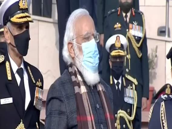 PM Modi pays tribute to soldiers on 50th anniversary of 1971 India-Pak war | Master Stroke 