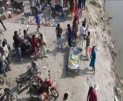 घाट पर गुंडागर्दीः रास्ता मांगा तो बैलगाड़ी सवार पर किया हमला | Purab Pashchim 