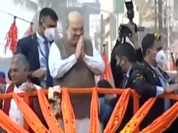 बंगाल दौरे पर Amit Shah के रोडशो में BJP का शक्ति प्रदर्शन