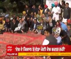 ਕਿਸਾਨਾਂ ਦੇ ਹੱਕ 'ਚ ਆਏ ਅੰਮ੍ਰਿਤਸਰ ਦੇ ਮੇਅਰ ਤੇ ਕੌਂਸਲਰ, ਕੀਤੀ ਭੁੱਖ ਹੜਤਾਲ