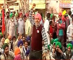 Singhu Border Farmer Protest | सिंघू बॉर्डरवर शेतकऱ्यांची प्रचंड गर्दी,पंजाबी गायक दिलजीत दोसांझ आंदोलनात
