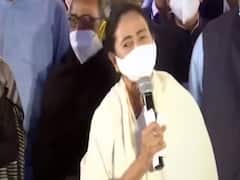 West Bengal Elections: बोलपुर में रोडशो से पहले Mamata Banerjee ने BJP पर बोला हमला
