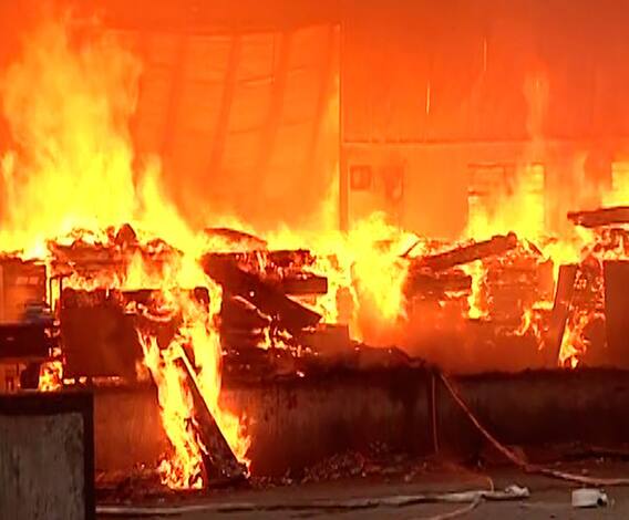 Nagpur Hingna MIDC Fire | नागपूरमधील हिंगणा एमआयडीसीमधील फर्निचर कंपनीची आग आठ तासांनी आटोक्यात