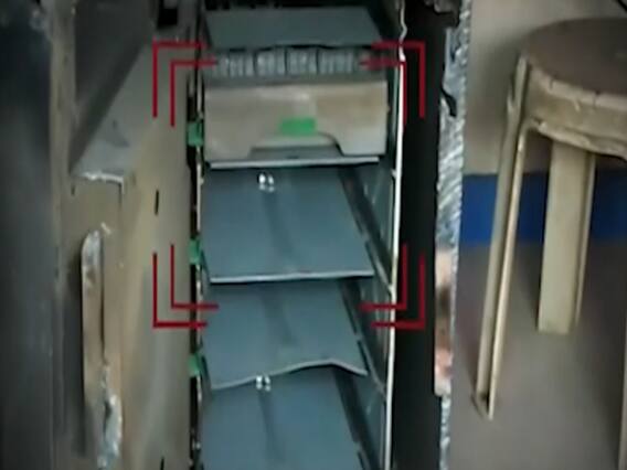 ATM की मशीन बंद, कैश गायब! ATM को धोखा देने वाले जालसाज! Sansani