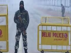 Delhi: छतरपुर में Delhi Police ने 5 आतंकियों को गिरफ्तार किया, नार्को टेररिज्म का आरोप