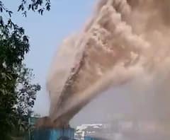 Pipeline Burst in Uran | उरणच्या दिघोड्यात पाईपलाईन फुटल्याने घरांचं नुकसान 