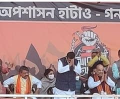 এক ডজন গল্প: দম থাকলে ২০০১ সালে মুখ্যমন্ত্রী হতে পারতেন মমতা, পূর্বস্থলীর সভা থেকে মুখ্যমন্ত্রীকে নিশানা শুভেন্দু অধিকারী 
