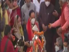 BJP अध्यक्ष JP Nadda ने हरिद्वार में की गंगा आरती