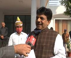 भाई पर लगे धोखाधड़ी के आरोपों पर क्या बोले Yogi के मंत्री?| abp Ganga 