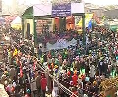 शेतकरी आंदोलकांचा संघर्ष 19 व्या दिवशीही सुरूच, कृषी कायदा मागे घेण्याच्या मागणीवर शेतकरी ठाम