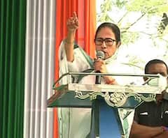 Mamata Banerjee in Cooch Behar: ‘আমরা ভোট করার জন্য বাঙালি-রাজবংশী ভাগ করি না’ আক্রমণ মমতা বন্দ্যোপাধ্যায়ের