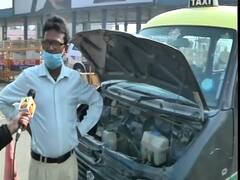 Farmers Protest: DND पर लगे जाम में घंटों से फंसा टैक्सी ड्राइवर, गाड़ी भी हो गई बंद