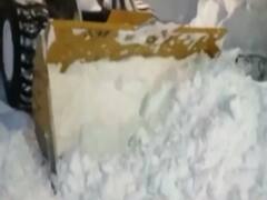 Wrath of snow captured on camera | Ground Report