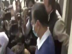 Singhu Border किसानों से मिलने पहुंचे दिल्ली के सीएम Arvind Kejriwal