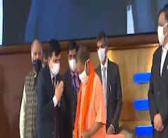 1995 में BSE की ऑनलाइन ट्रेडिंग शुरू हुई, CM Yogi ने LMC का बॉन्ड लॉन्च किया