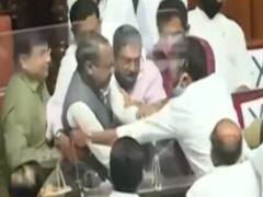 गोरक्षा कानून पर चर्चा के दौरान कर्नाटक विधान परिषद में जोरदार हंगामा, हाथापाई भी हुई