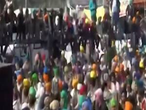 Will Farmers end their agitation post PM Modi's address? Bharat Ki Baat