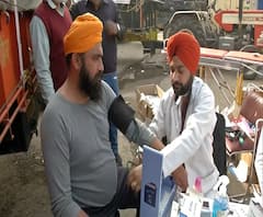 Farmer Protest: Singhu Border पर पहुंचे Amritsar से Doctor, किसानों की Health का रख रहे ध्यान