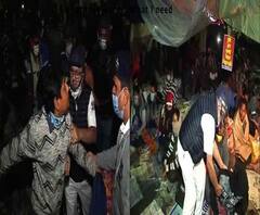 গভীর রাতে এসএসসি ভবনের সামনে থেকে আপার প্রাইমারির আন্দোলনকারীদের সরিয়ে দিল পুলিশ, প্রতিবাদে পথ অবরোধ