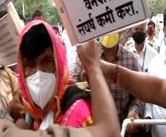 Gopichand Padalkar wirtes to Sanjay Raut | राऊतजी, आपला पगार किती, बोलता किती? : गोपीचंद पडळकर