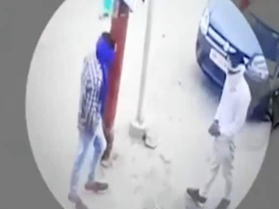 Baghpat robbers' modus operandi to steal bike will stun you | Sansani (13.12.2020)