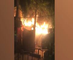  देखें कैसे आग की लपटों और धुएं में घिर गया रेस्टोरेंट