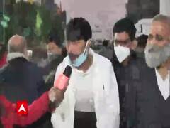 AAP नेताओं ने किसान कानून की प्रतियां जलाकर जताया विरोध